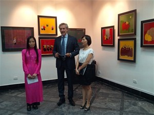 Exposition de peinture vietnamienne au Centre culturel italien de Hanoi