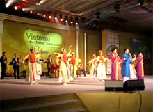 Le programme "vietnam plein de charme" en indonésie