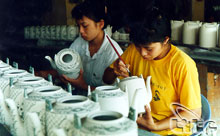 Début de l'exposition "millénaire des céramiques vietnamiennes"