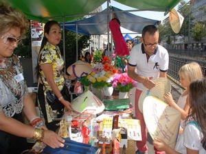 Le vietnam à une fête culturelle en suisse
