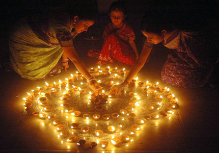 Célébration de la fête diwali à hanoi