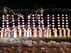 Vingt-quatre troupes de quatorze pays se sont inscrites au festival de huê 2012