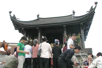 Yên tu, haut lieu de tourisme spirituel