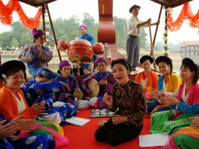 Phu tho : retour aux sources et honneur du hat xoan 2012
