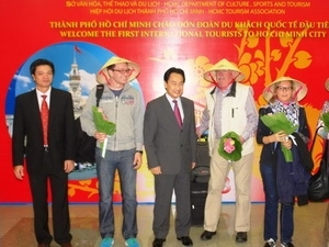 Hcm-ville et dà nang accueillent leurs premiers touristes étrangers