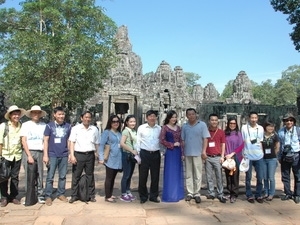 Tourisme : des journalistes vietnamiens au cambodge