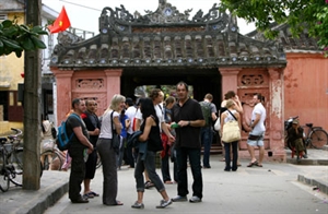 Le tourisme vietnamien attire de plus en plus de touristes