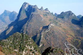 Hà giang souhaite faire le plateau de dông van un site touristique national