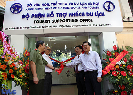 Hanoi : Inauguration du «Bureau d’assistance aux touristes»