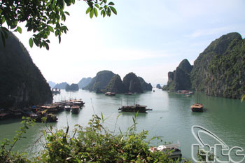Hausse du droit de visite des baies de Ha Long et Nha Trang