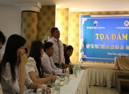 Coopération pour le développement du tourisme entre les provinces de Khanh Hoa et de Dak Lak
