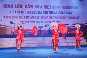 Echanges artistiques entre le Vietnam et l'Indonésie
