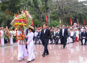 La victoire de Ngoc Hôi-Dông Da célébrée dans diverses localités
