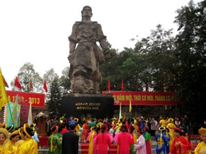 La victoire de Ngoc Hôi-Dông Da célébrée à Hanoi et à Hô Chi Minh-Ville