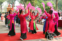 Thang long: lorsque les danses sortent de l'oubli