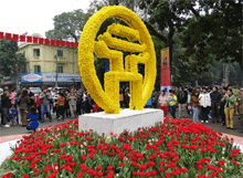 Un festival des fleurs dans la citadelle de thang long