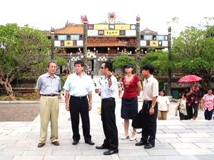 Une broderie géante en l'honneur de thang long – hanoi