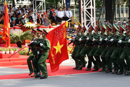 Meeting en l'honneur du millénaire de hanoi à ba dinh