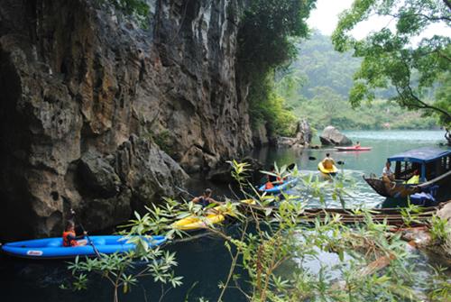 Le circuit « la rivière chay-la grotte toi » à phong nha- ke bang