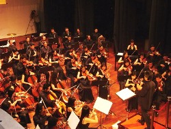 Quatre célébrités de la musique en concert à hanoi