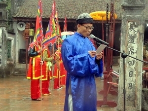 Ouverture de la fête de l'ancienne capitale de hoa lu