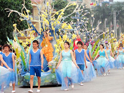 Ouverture de la semaine du tourisme de ha long-quang ninh 2012