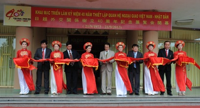 Exposition de photos sur les 40 ans des liens Vietnam-Japon