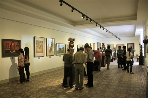 Nouvelle exposition au musée des beaux-arts de hô chi minh-ville