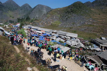 Ouverture du marché de l'amour de Khau Vai à Ha Giang