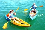 Kayaking dans le baie de Halong