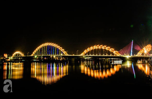 Le pont Rong (Dragon)